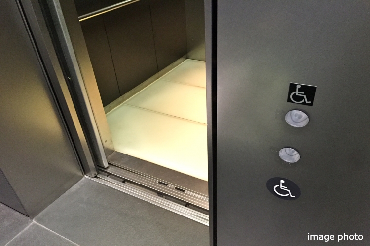 車椅子利用者対応エレベーターのイメージ画像